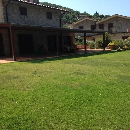 Villa Poggio Alle Mandrie 68 *